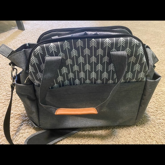 COPY - Lekebaby Large Diaper Bag - Picture 3 of 4